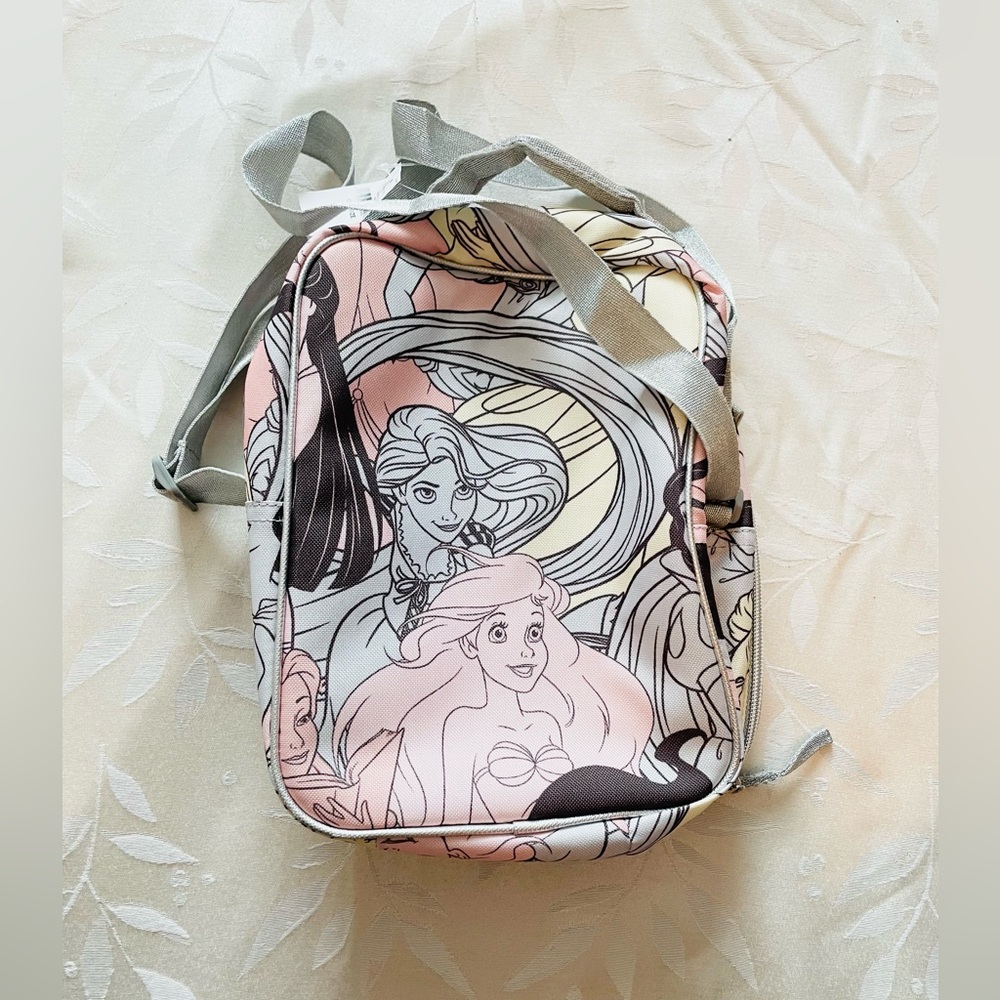 NWT Gap Disney Princess Insulated Lunch Box - Picture 3 of 6
